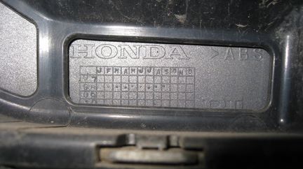 Решетка радиатора Хонда Пилот 2