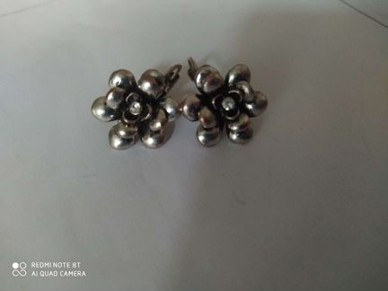 Сережки бижутерия