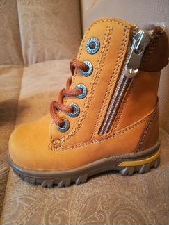 Ботинки детские