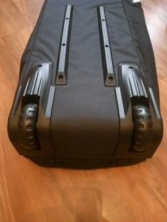 Чехол на колесах Dakine Low Roller