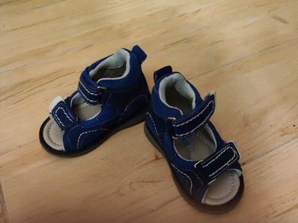 Сандалии детские