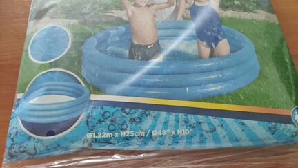 Надувной бассейн