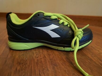 Новые кроссовки Diadora 30 размер