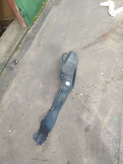 Подкрылок Mercedes Benz W124