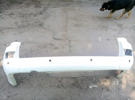 Задний бампер Toyota Land Cruiser 200 2016 год