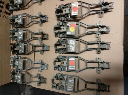 Кронштейн ручки двери VW Туарег Порш Каен