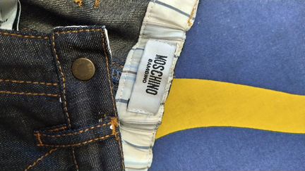 Брюки джинсы Moschino 98-104