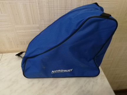 Коньки женские (41 размер)