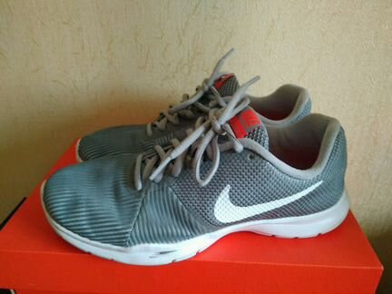 Кроссовки Nike