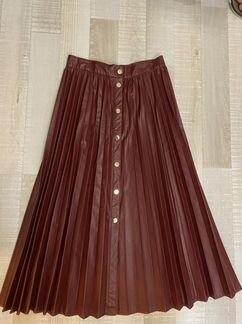Юбка плиссированная zara из экокожи