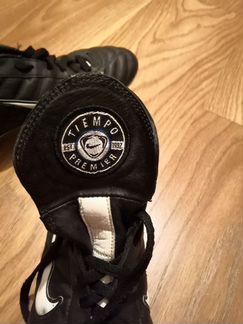 Футбольные бутсы