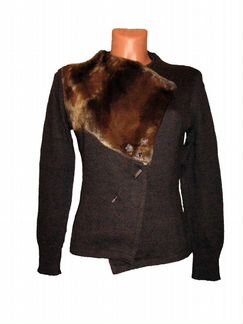 Кофта шерстяная пр-во Италия, новая, 1008