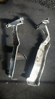 Audi a4b8 кронштейн крепления крыла левый правый