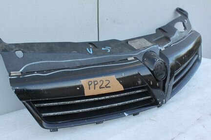 Решетка радиатора Вауксхол 4,5 дв Опель Астра Н 07