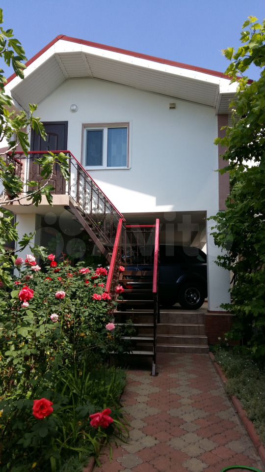 Отдых в лазурном частный сектор 2021. Гостевой дом огонек цандрипш абхазия. Лазурная 19 стерлитамак. Мини отель лазурный коктебель. Лазурное частный сектор в джубге.