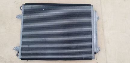 Радиатор охлаждения VW Passat B6 CC 3.2 3,6
