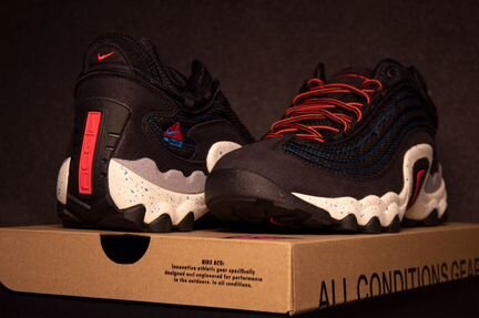 Кроссовки Nike Air Skarn