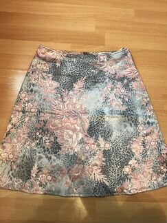 Женский костюм