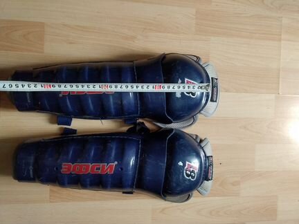 Защита для голени хоккей б/у