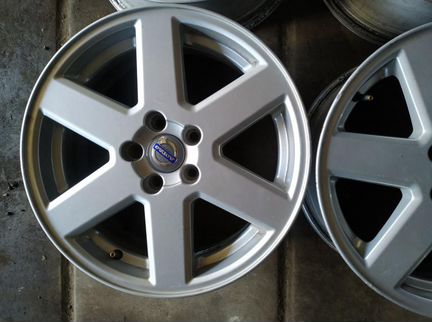Диски бу оригинал R17 P на Volvo