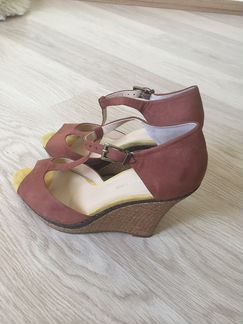 Босоножки Carlo Pazolini 38