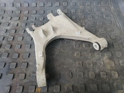 Рычаг задний нижний Audi A8 D3