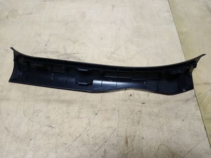 Накладка порога задняя внутренняя Лексус ес 12-18г