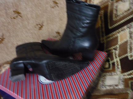 Женские полусапожки