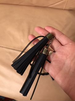 Стильное клетчатое платье с широким ремнём