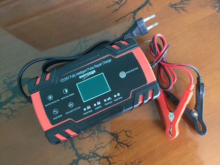 Зарядное устройство для аккумуляторов 12 и 24 В