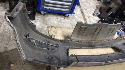 Передний бампер Опель Астра Н рейс