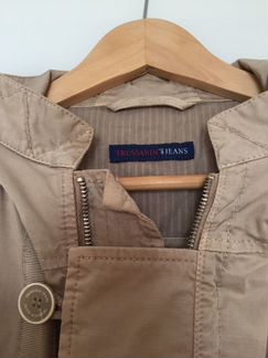 Парка trussardi