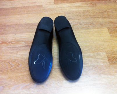 Новые кожаные балетки Caprice (39) черные