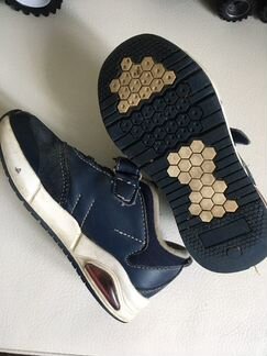 Кроссовки детские 27