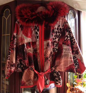 Куртка кожаная с капюшоном bizzon