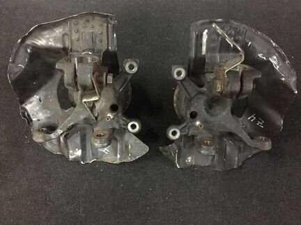 Кулак поворотный бмв BMW 3 E46 Z4 E85 E86 передний