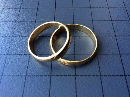 Кольца обручальные позолоченные, новые
