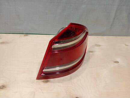 Стоп-сигнал задний правый Mercedes-Benz X164 Gl164