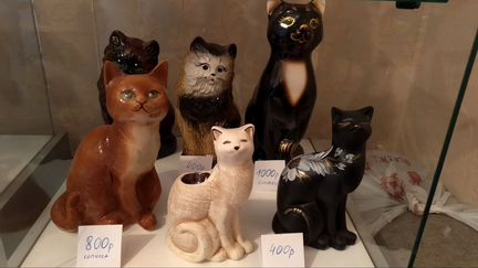Продам статуэтки кошек и собак фарфор, керамика, п