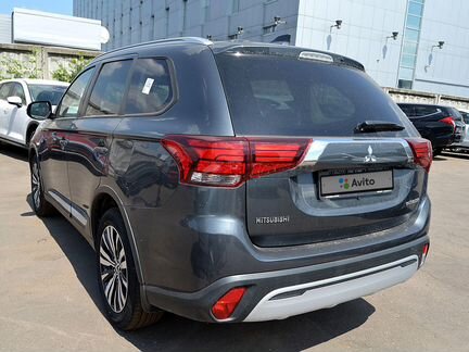 Mitsubishi Outlander 2.0 CVT, 2020