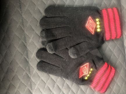 Перчатки Спартак