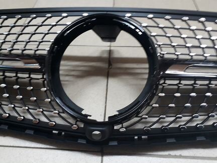 Решетка Diamond Sport Mercedes GLC черная камера