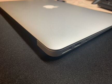 MacBook Air 13 (2017) 128Gb