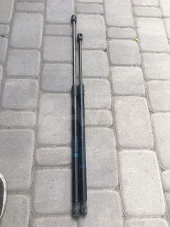 Амортизаторы капота Mercedes w212 w204
