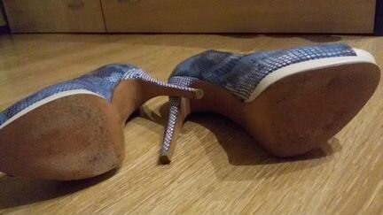 Шикарные туфли на выход. Высокий каблук