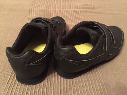 Детские кроссовки Reebok Classic. р. 33