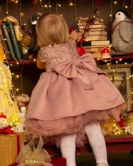 Нарядное платье