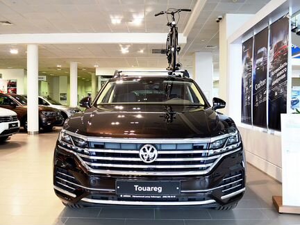Volkswagen Touareg 3.0 AT, 2020