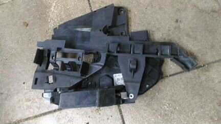 Замок дверной Ленд Ровер Эвок Дискавери 4